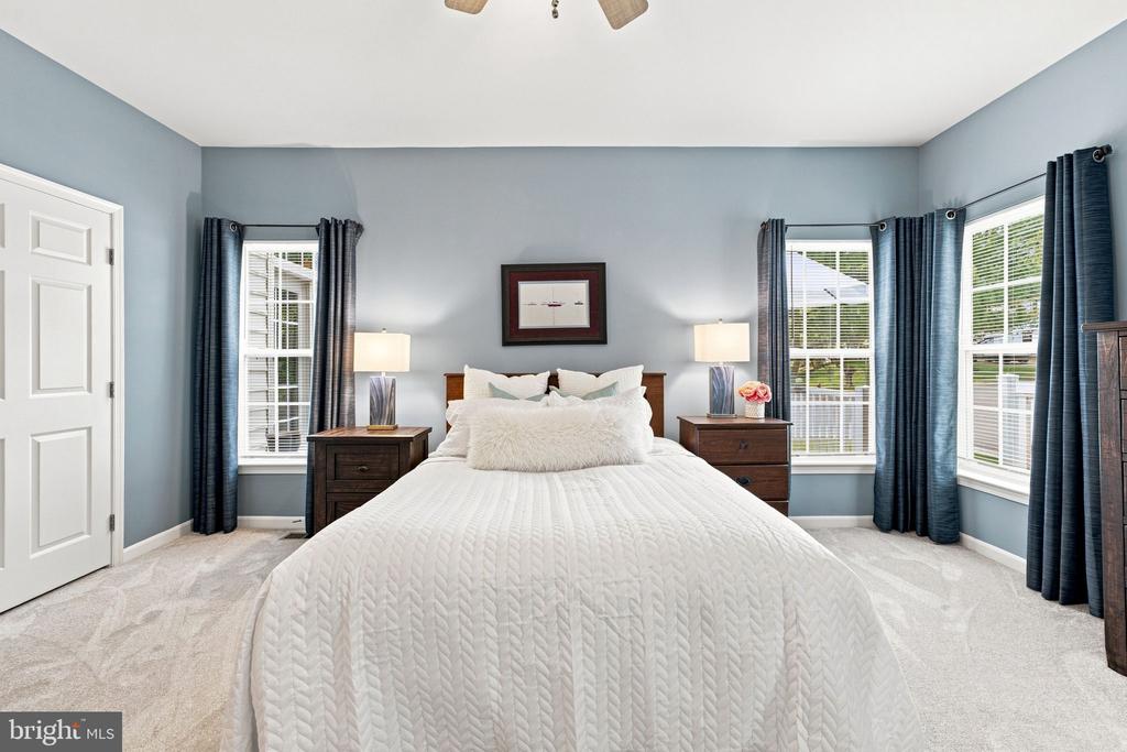 249 SAPPHIRE COURT