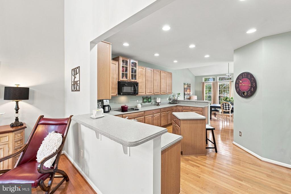 249 SAPPHIRE COURT