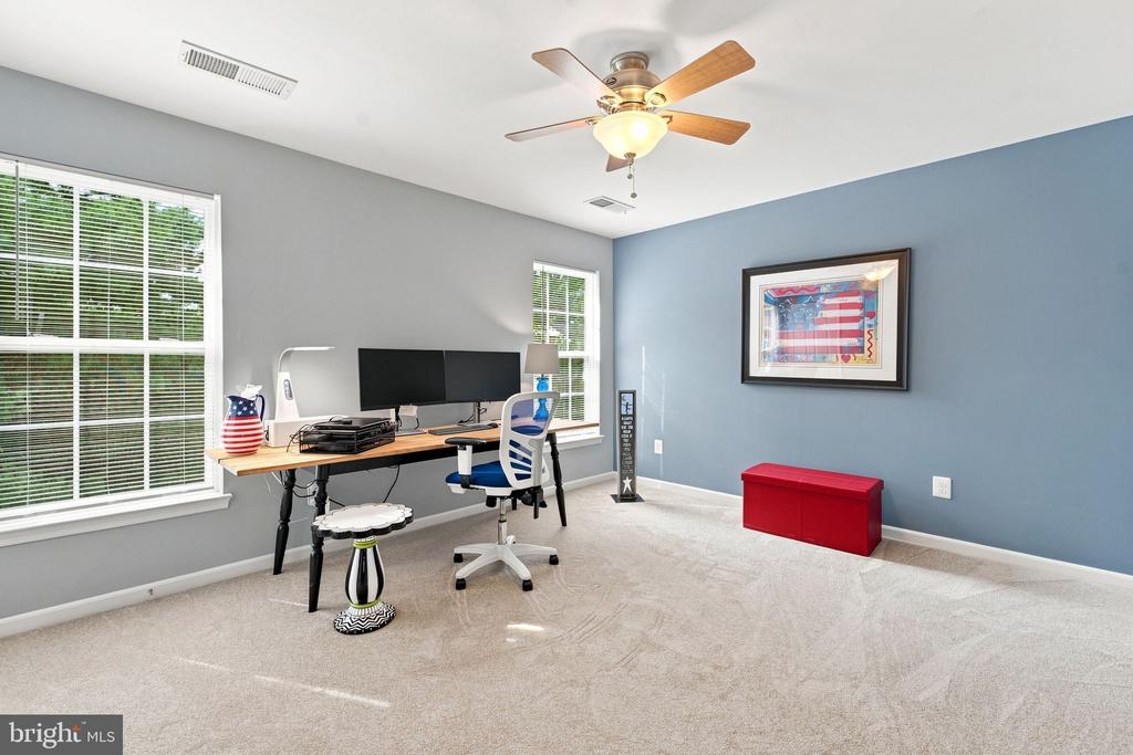 249 SAPPHIRE COURT