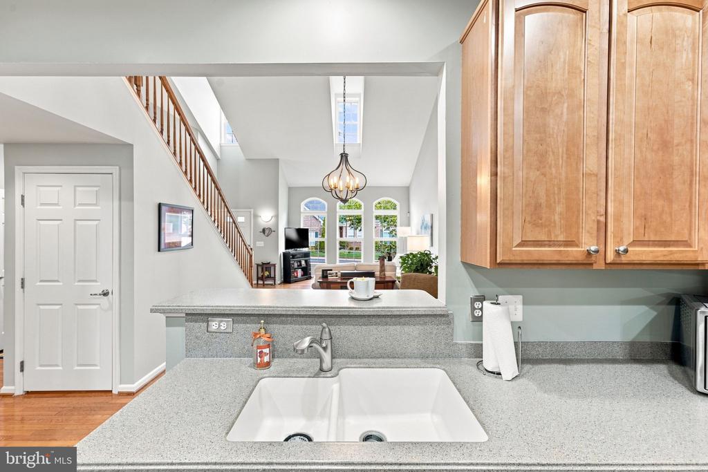 249 SAPPHIRE COURT