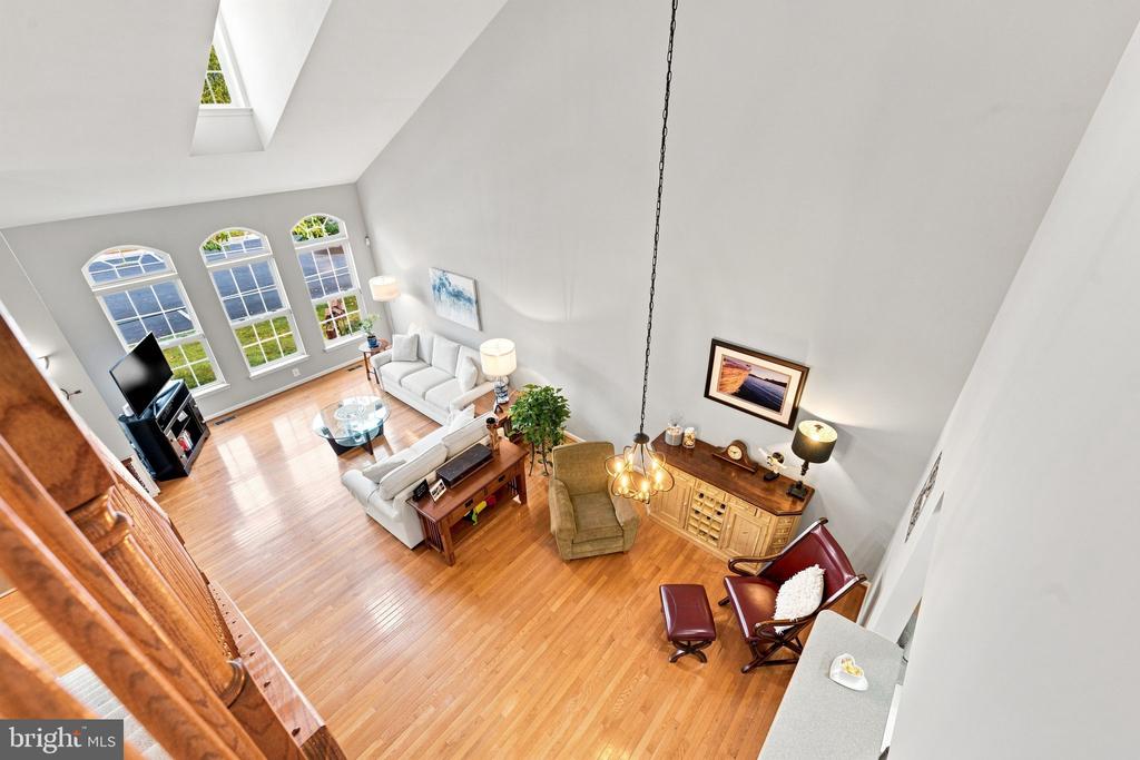 249 SAPPHIRE COURT