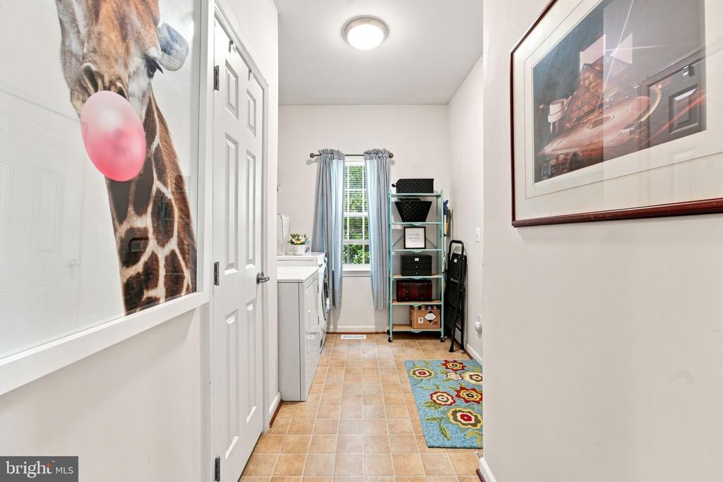 249 SAPPHIRE COURT