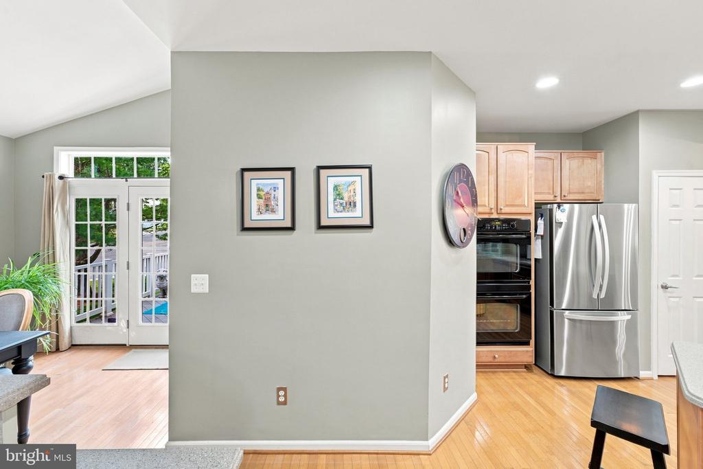 249 SAPPHIRE COURT