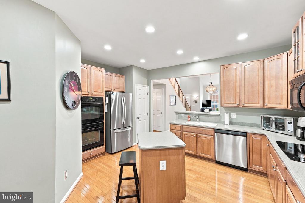 249 SAPPHIRE COURT