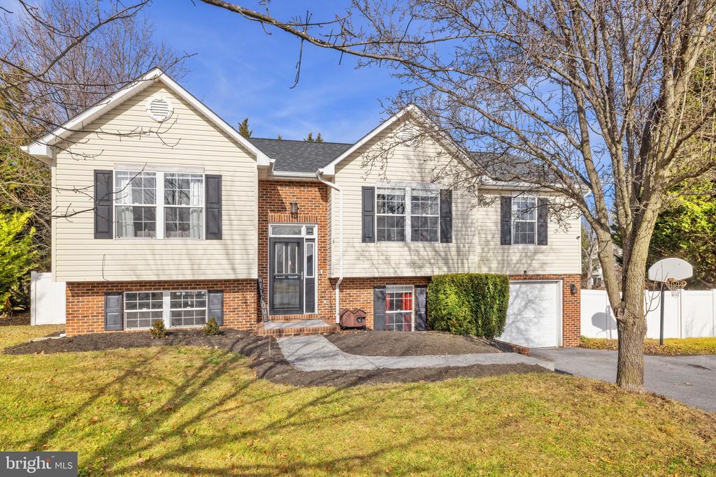 114 PATRICK PLACE