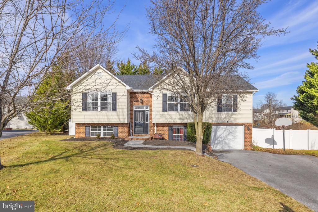 114 PATRICK PLACE
