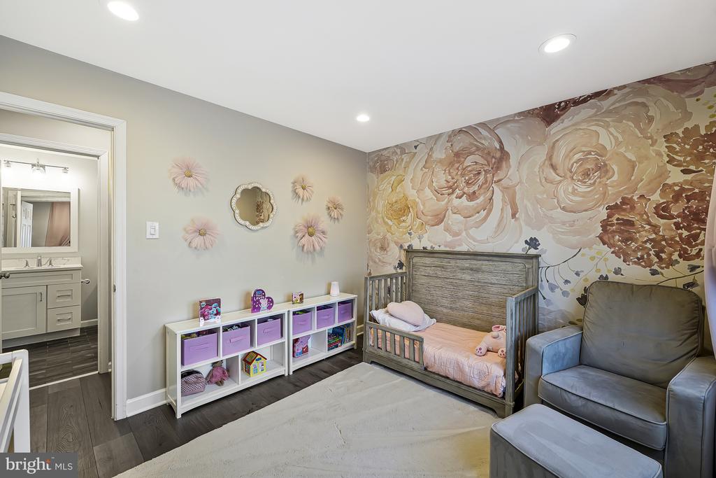 13126 POINT PLEASANT DRIVE