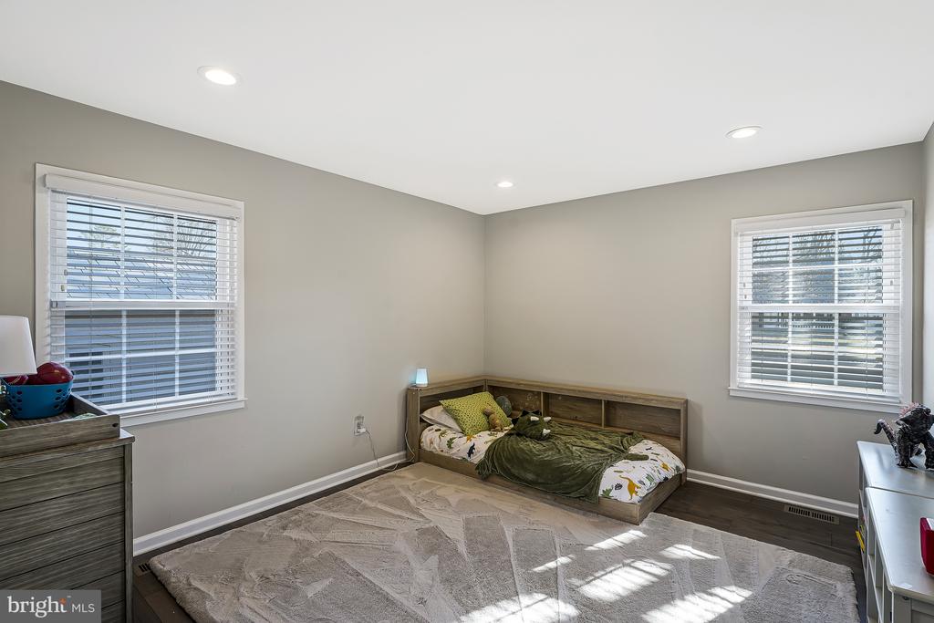 13126 POINT PLEASANT DRIVE