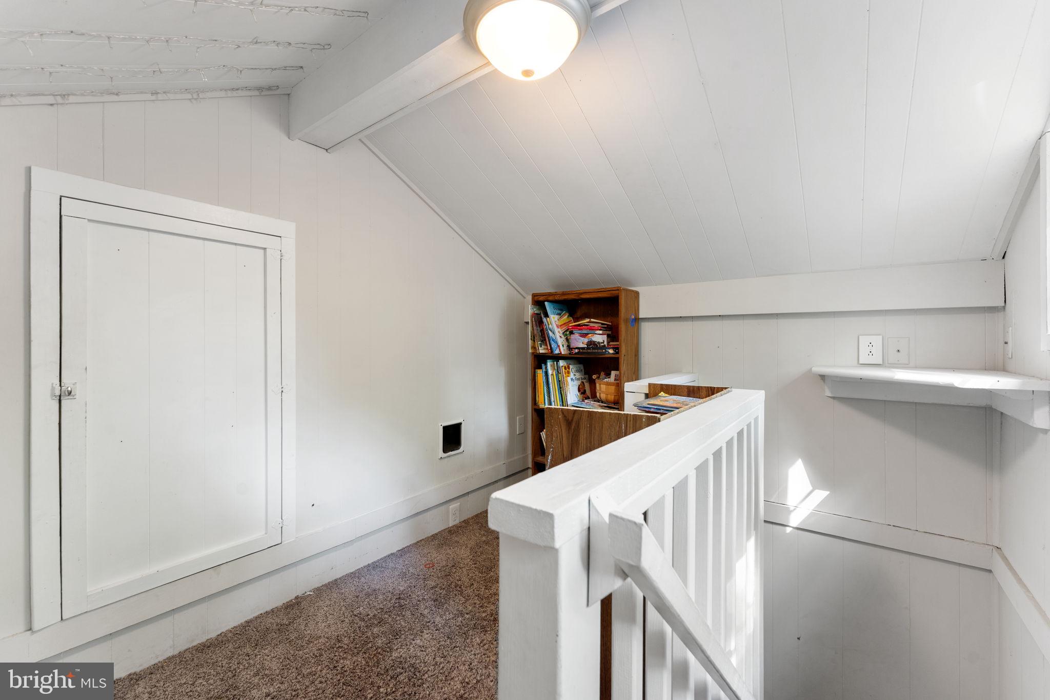 570 COURTHOUSE MOUNTAIN