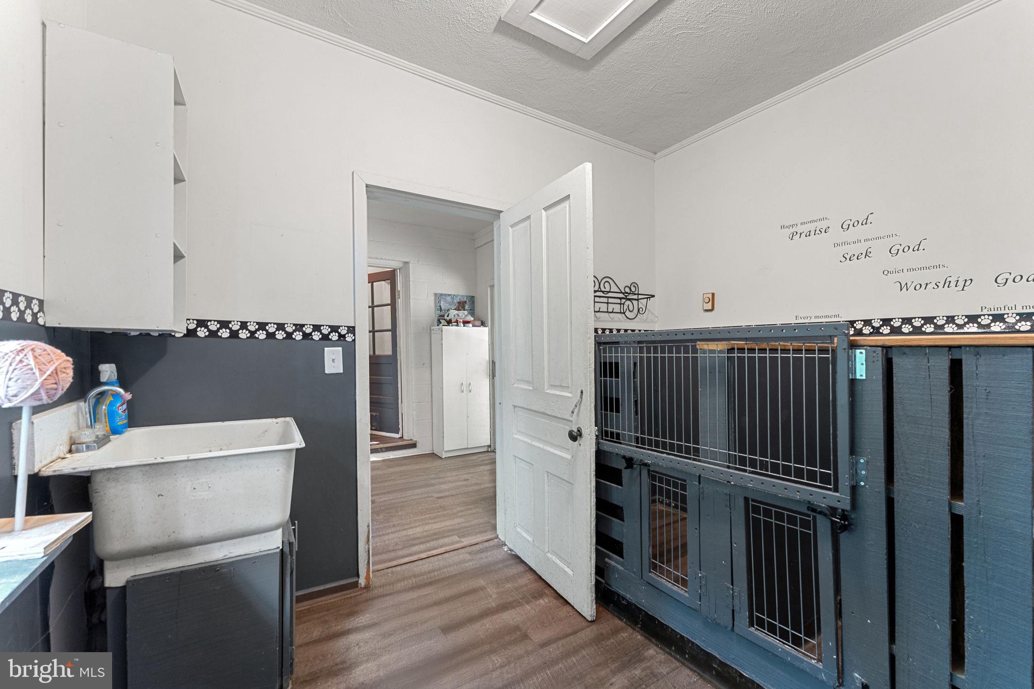 570 COURTHOUSE MOUNTAIN