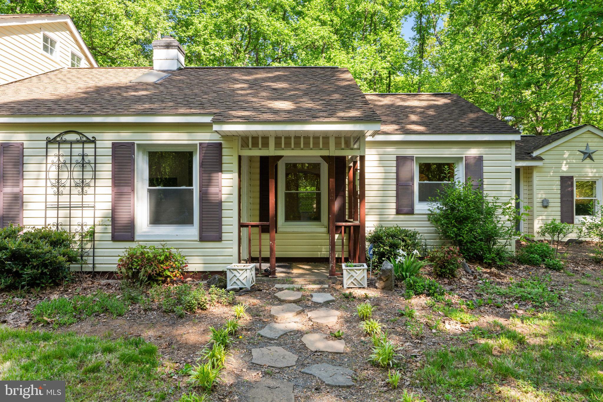 570 COURTHOUSE MOUNTAIN