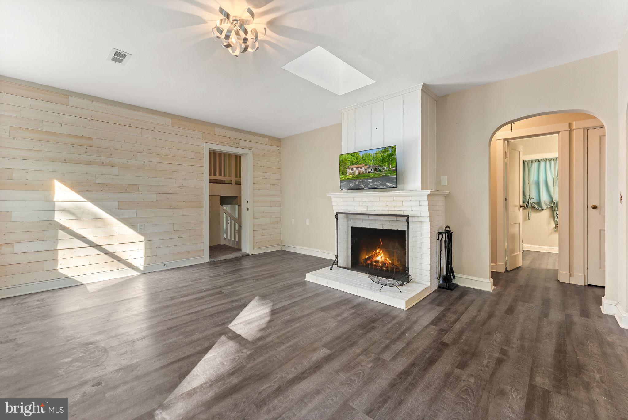 570 COURTHOUSE MOUNTAIN