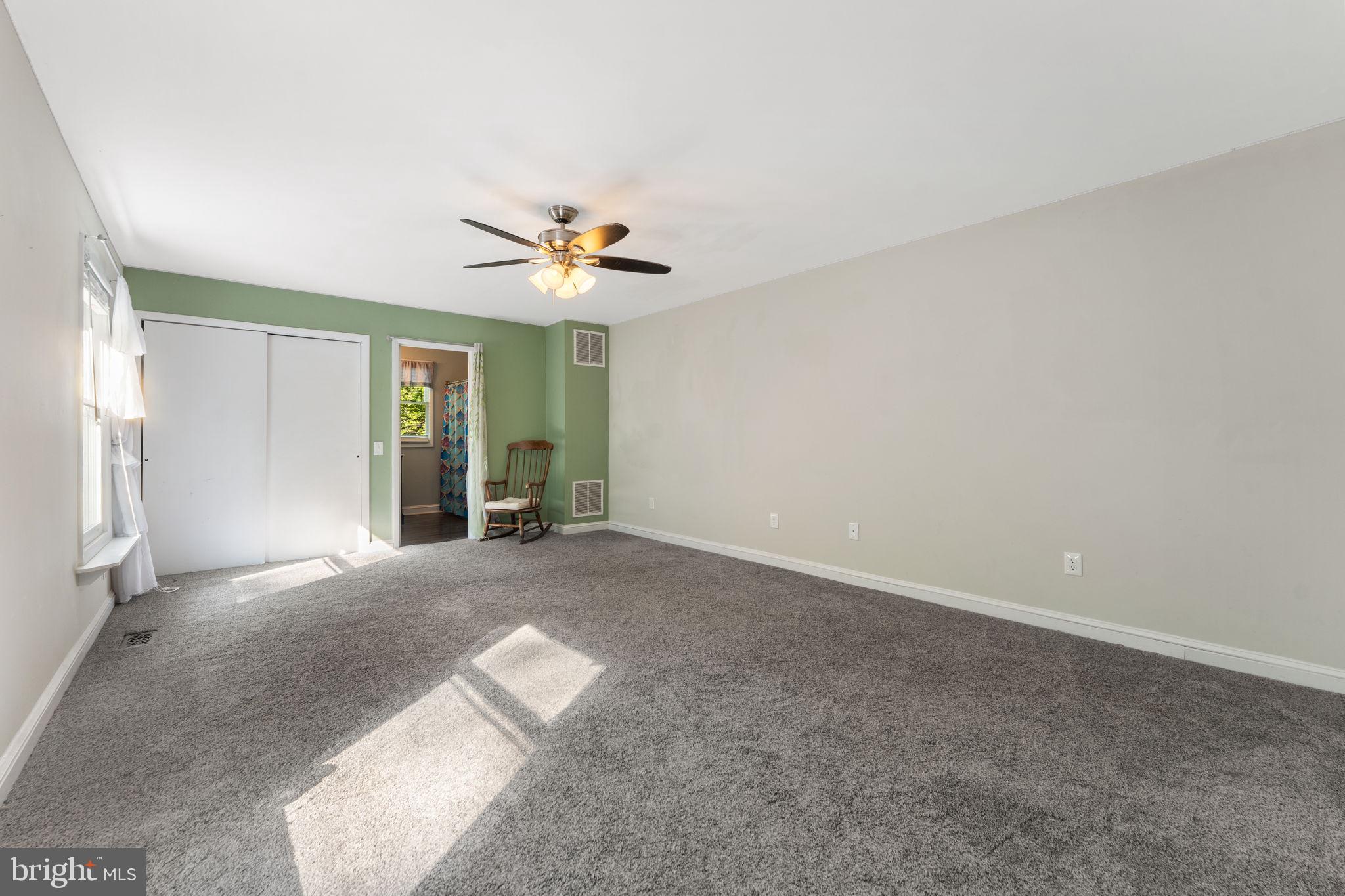 570 COURTHOUSE MOUNTAIN