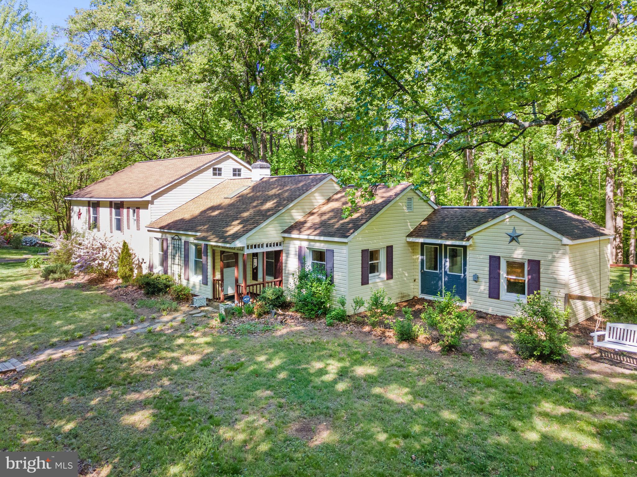 570 COURTHOUSE MOUNTAIN