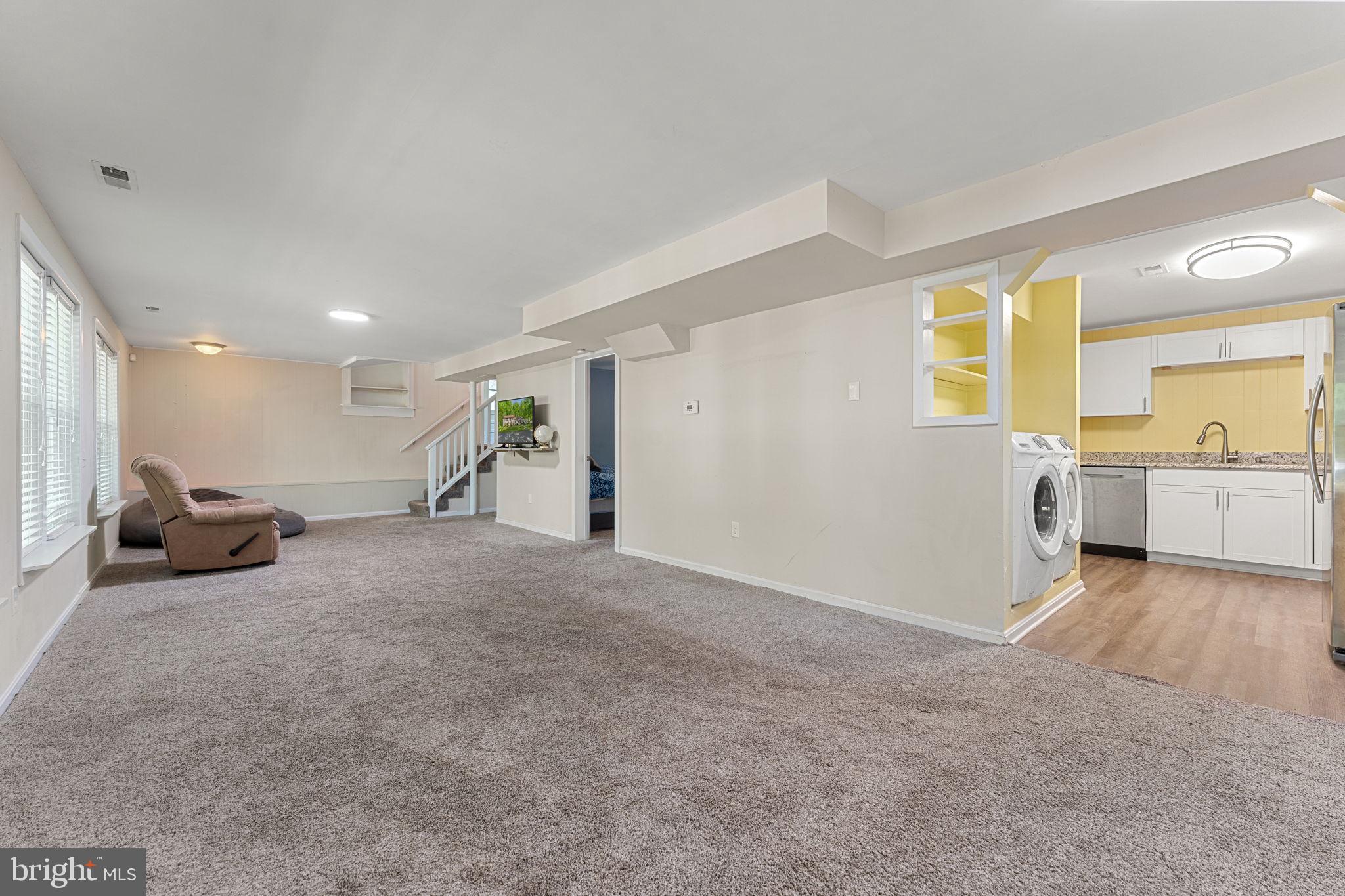 570 COURTHOUSE MOUNTAIN