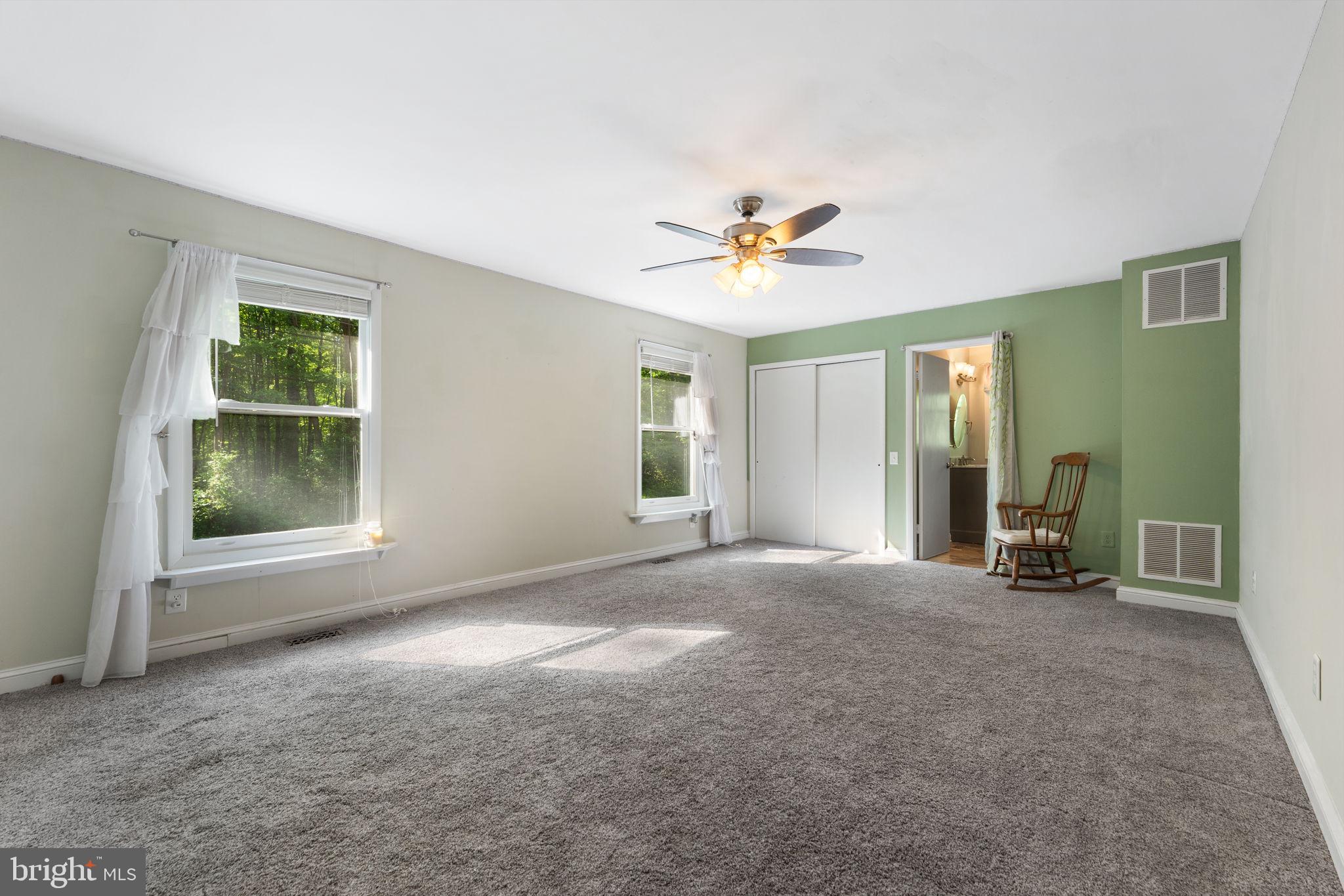 570 COURTHOUSE MOUNTAIN