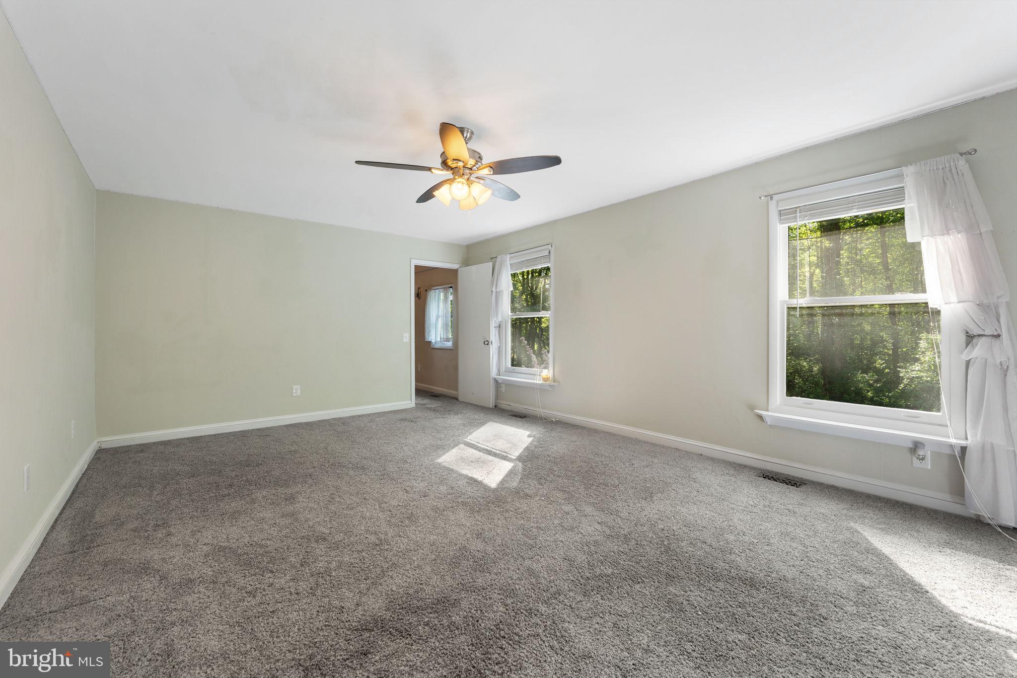 570 COURTHOUSE MOUNTAIN