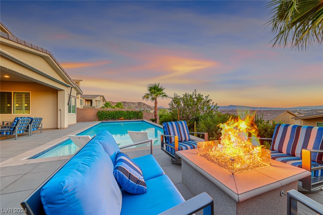 5 Hilltop Crest Street