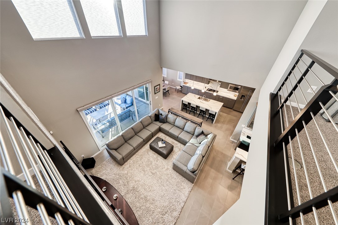 5 Hilltop Crest Street