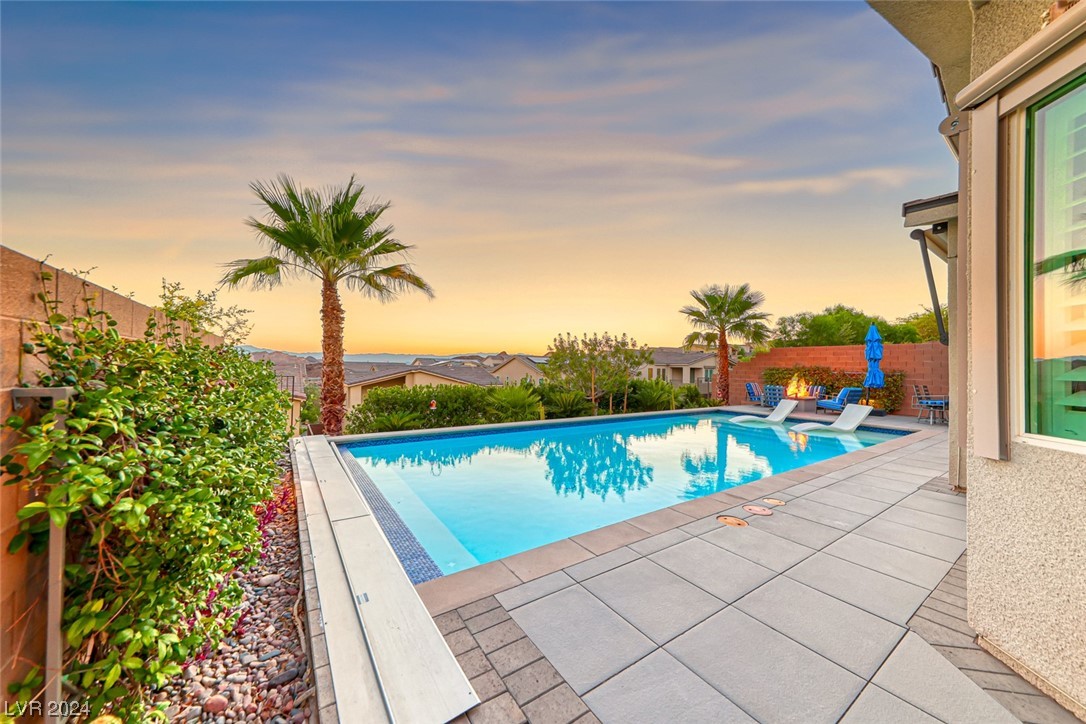 5 Hilltop Crest Street