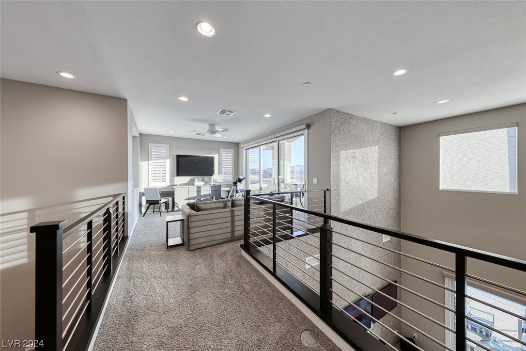 5 Hilltop Crest Street
