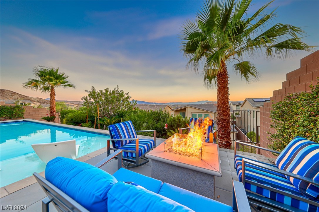 5 Hilltop Crest Street