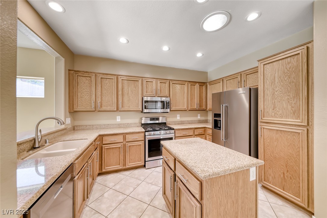 1862 Redwood Valley Street