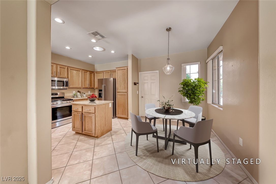 1862 Redwood Valley Street