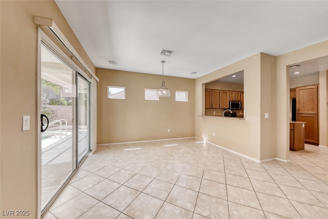 1862 Redwood Valley Street