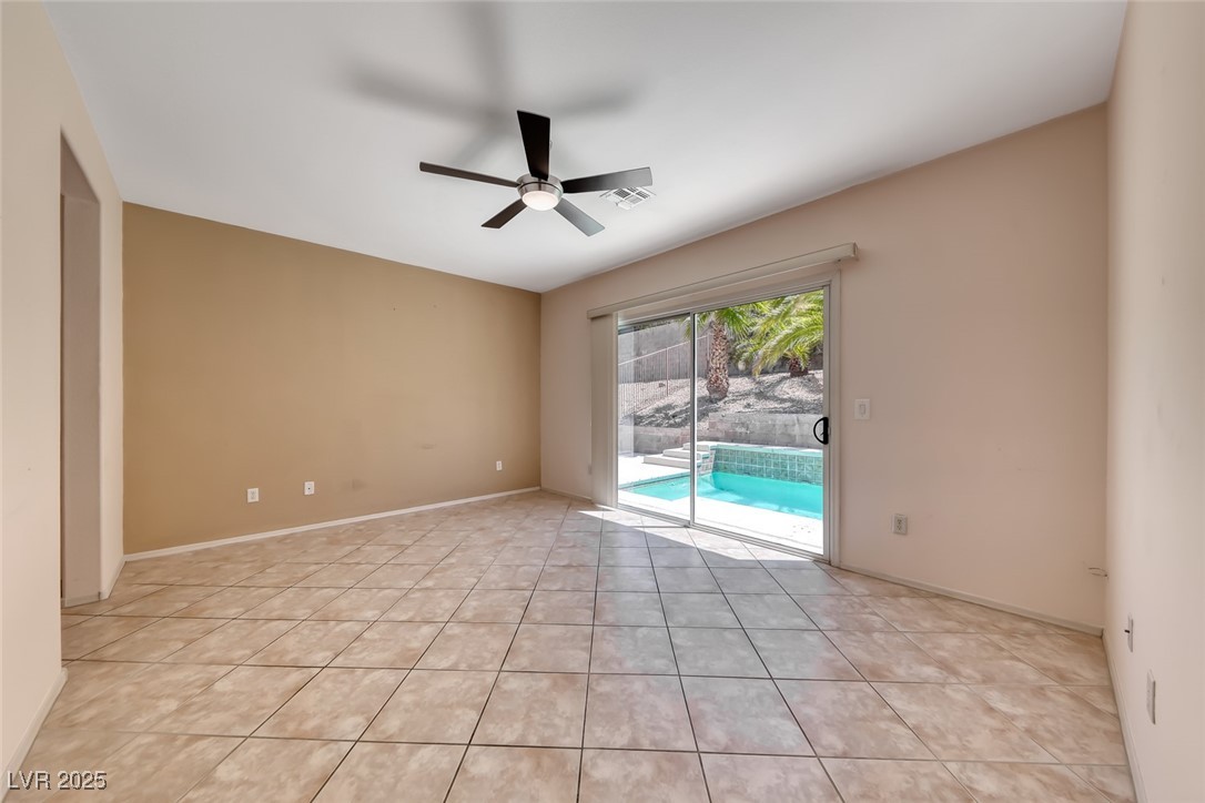 1862 Redwood Valley Street
