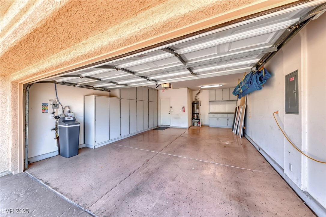 1862 Redwood Valley Street