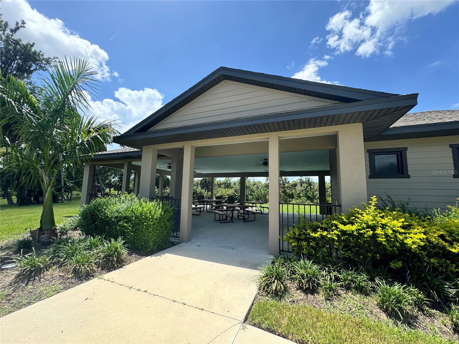 1017 FERNLEAF RUN
