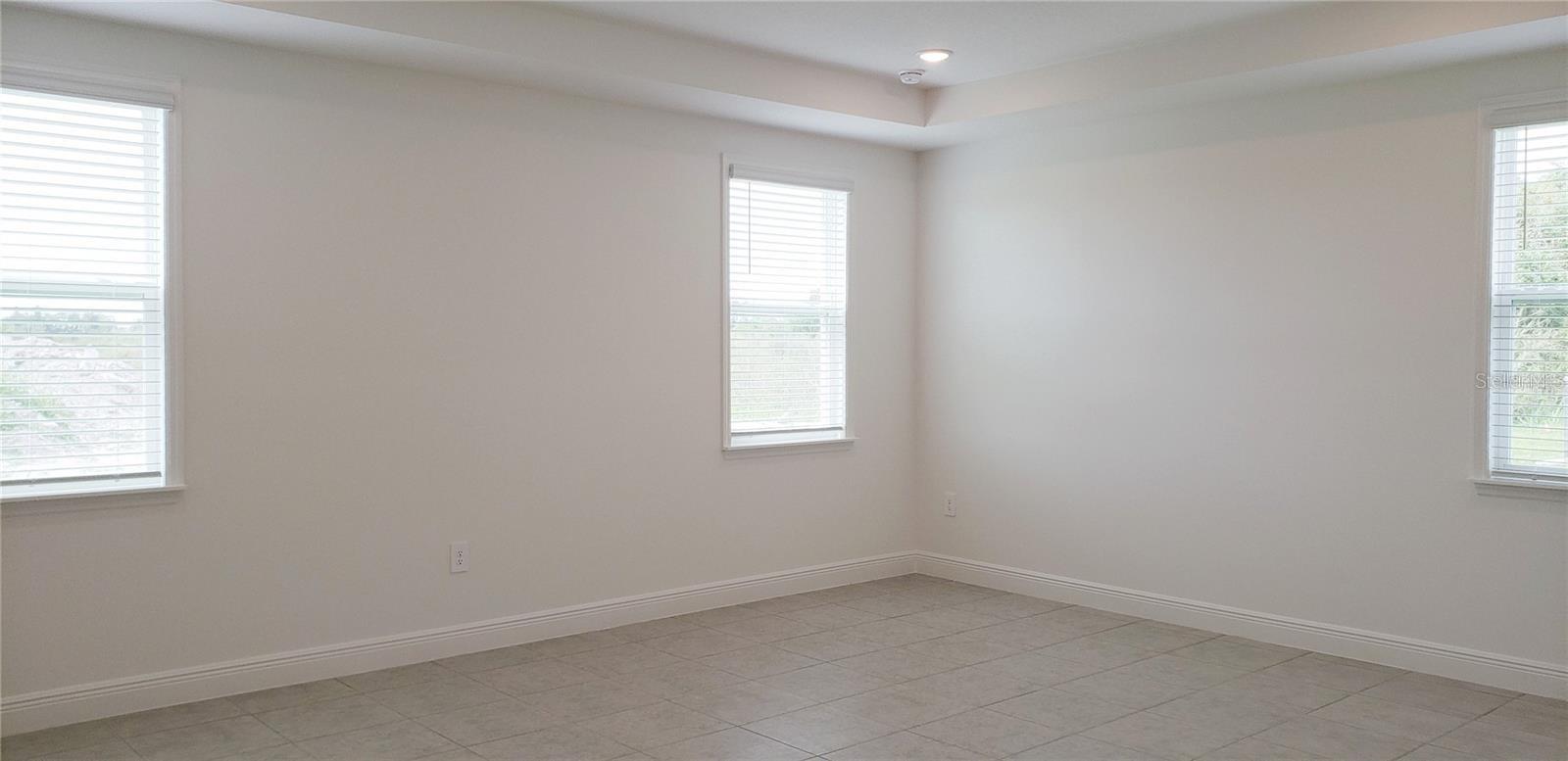 2113 CITRUS BREEZE DR