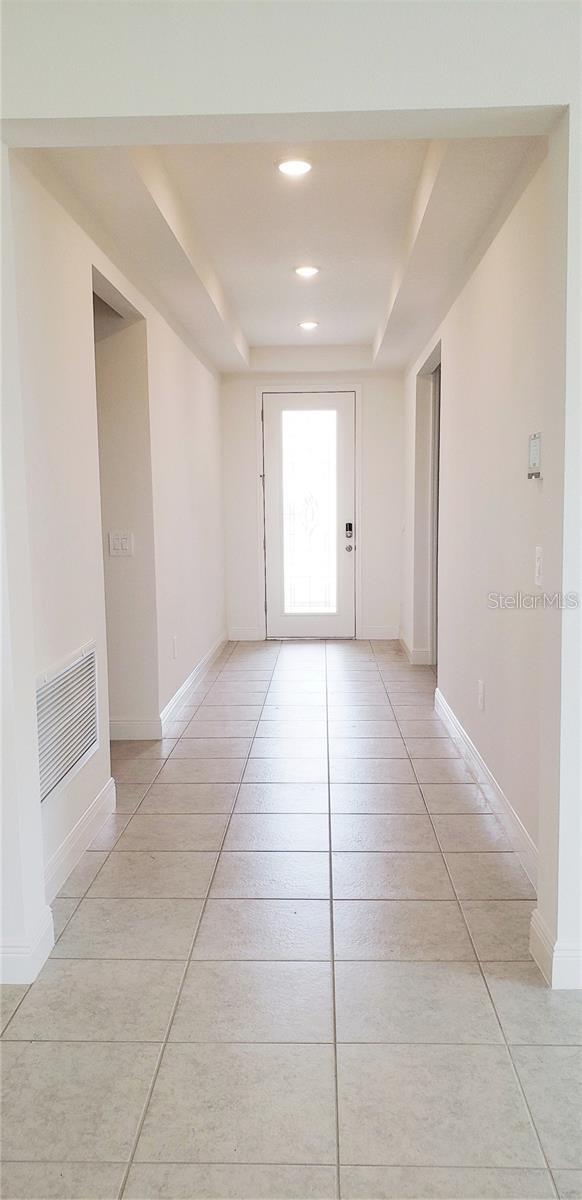 2113 CITRUS BREEZE DR