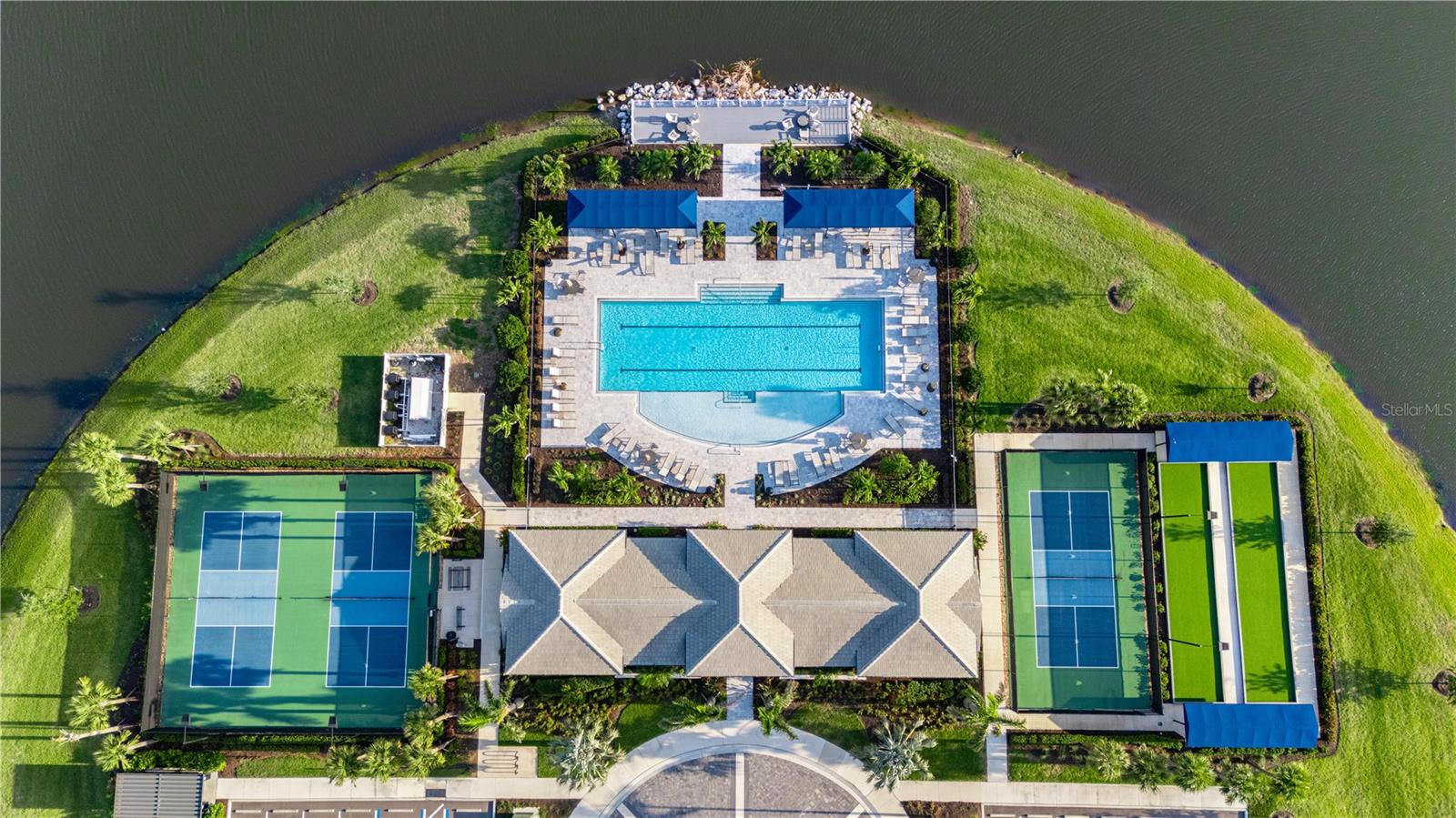 17827 CHERISHED LOOP