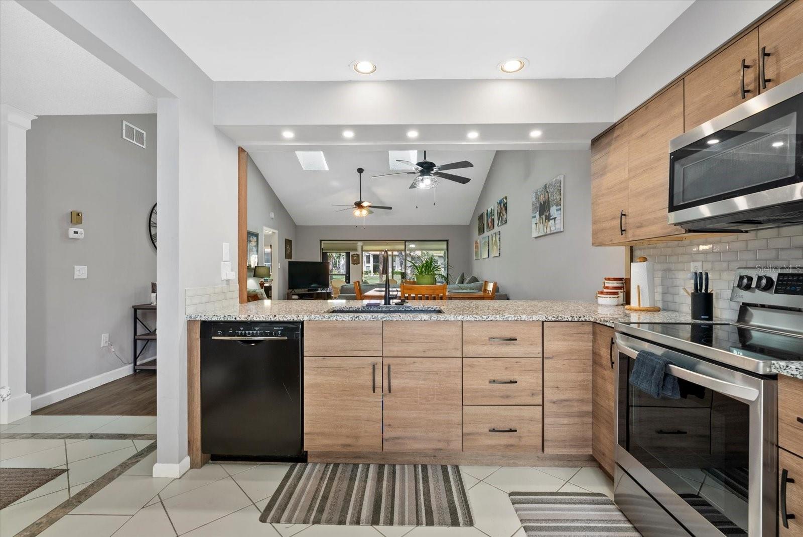 4505 KINGSMERE #2
