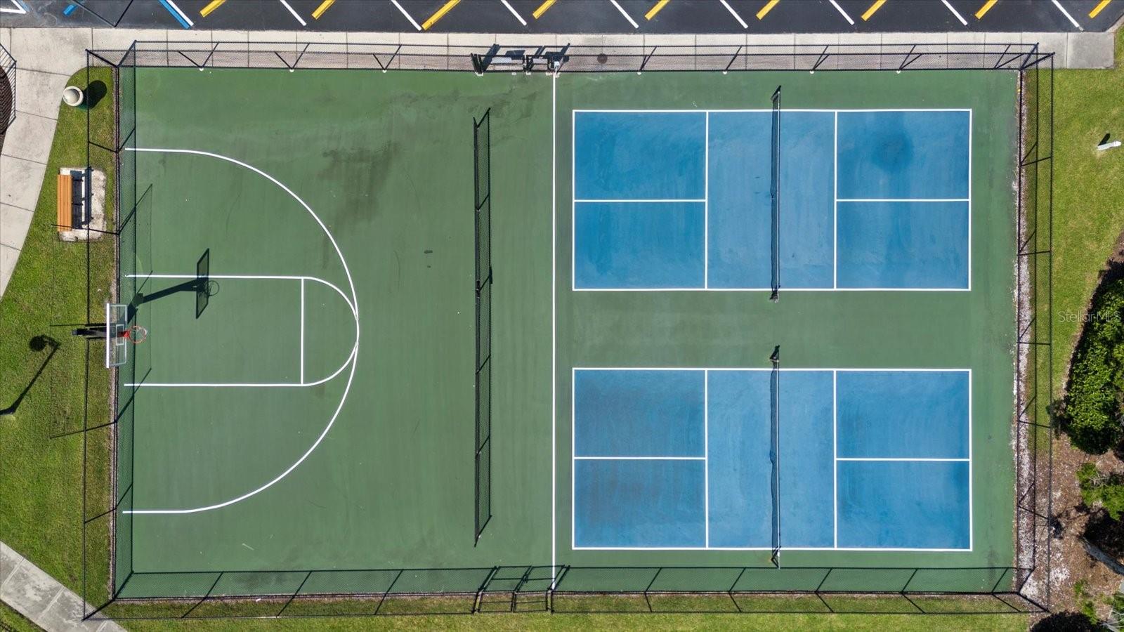 11566 57TH STREET CIR E