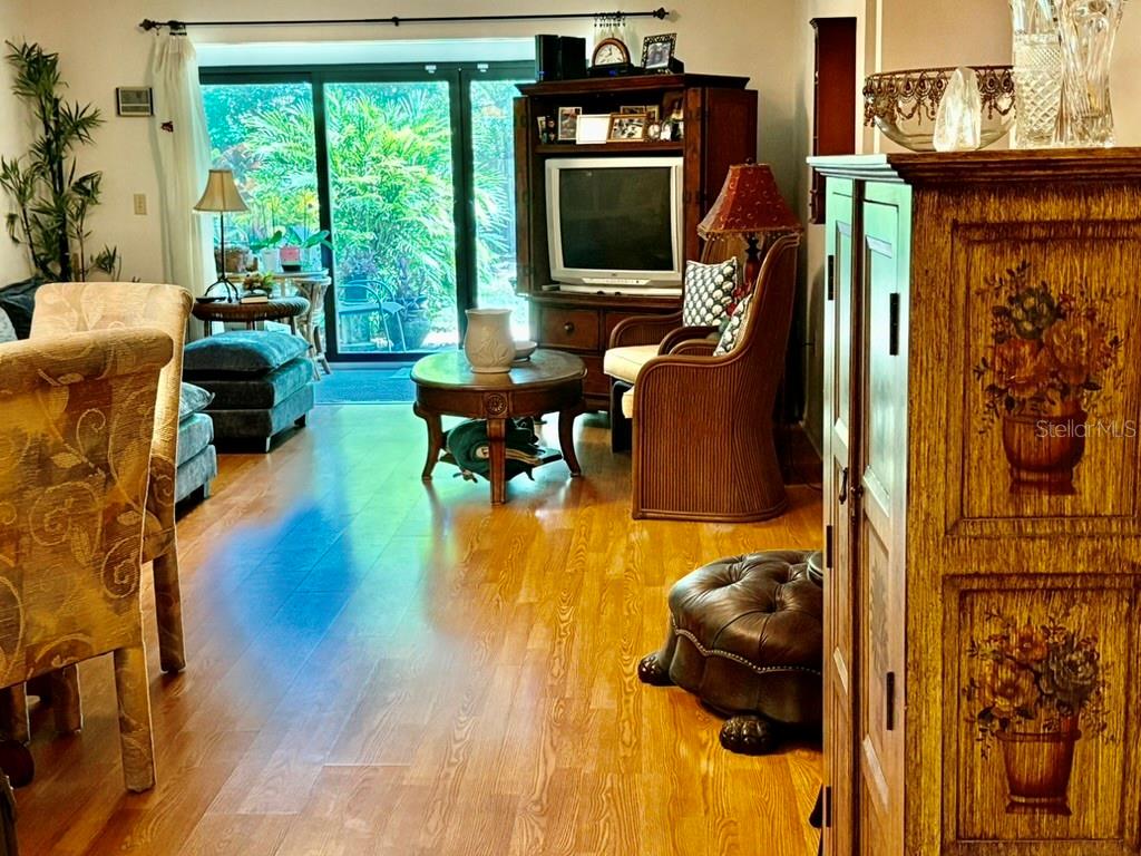 4414 SPICEWOOD DR #C