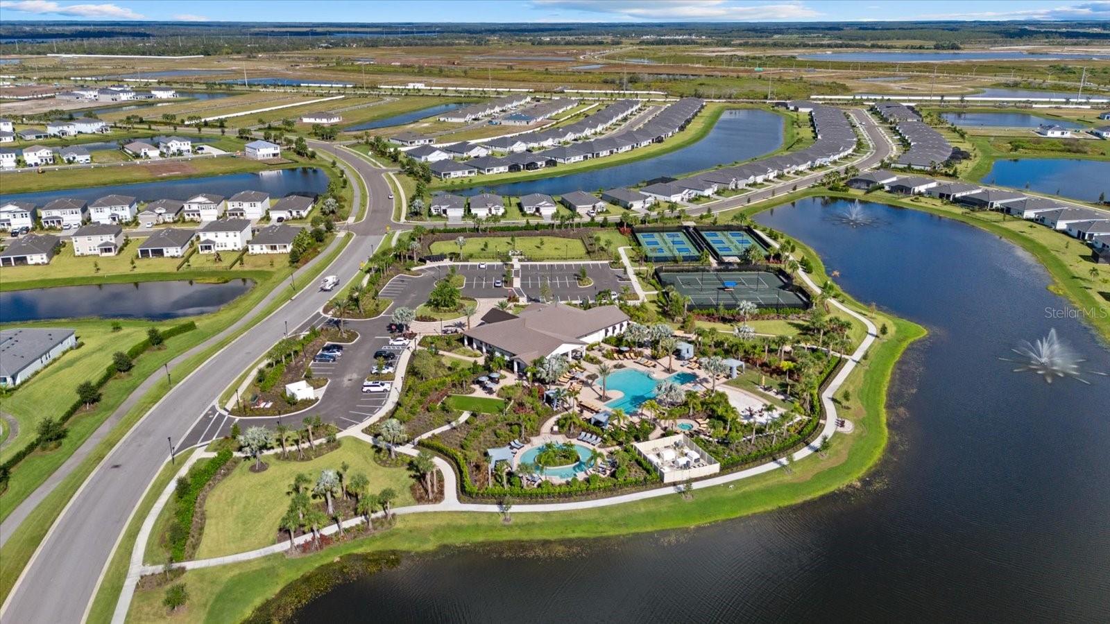 17713 CRESCENT MOON LOOP