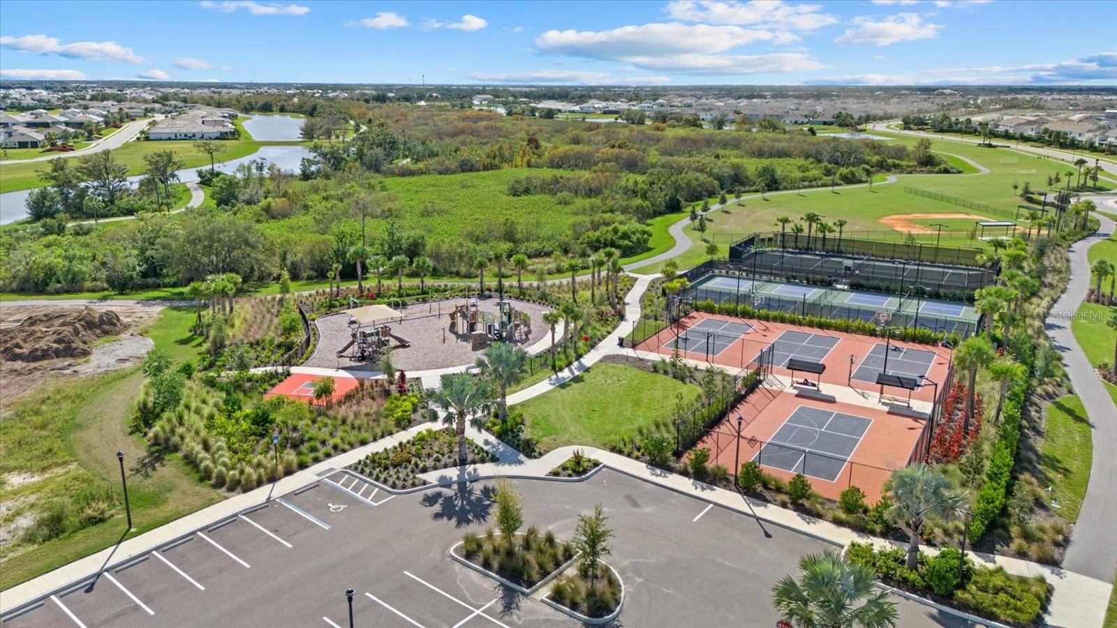 17713 CRESCENT MOON LOOP