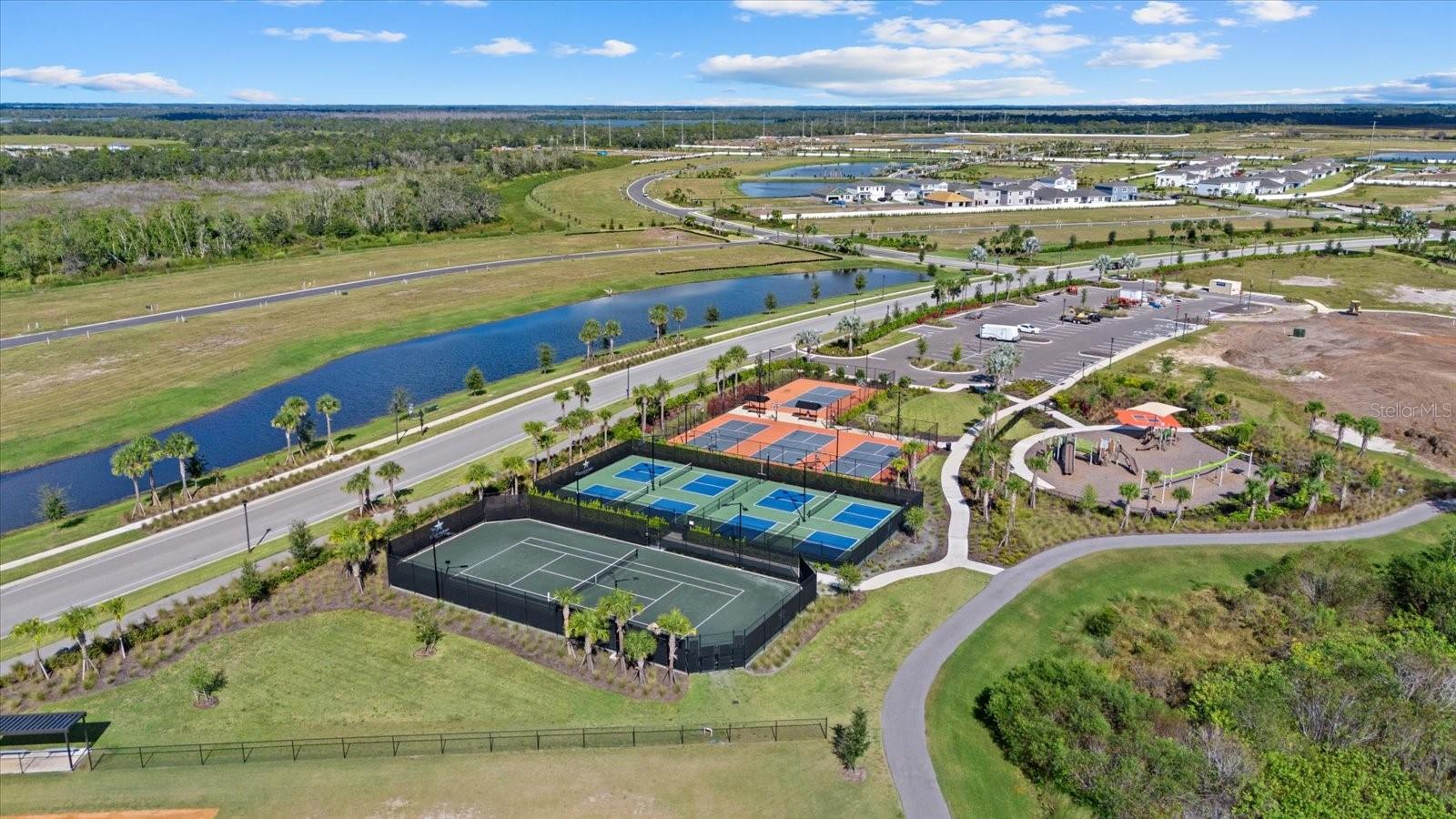 17713 CRESCENT MOON LOOP