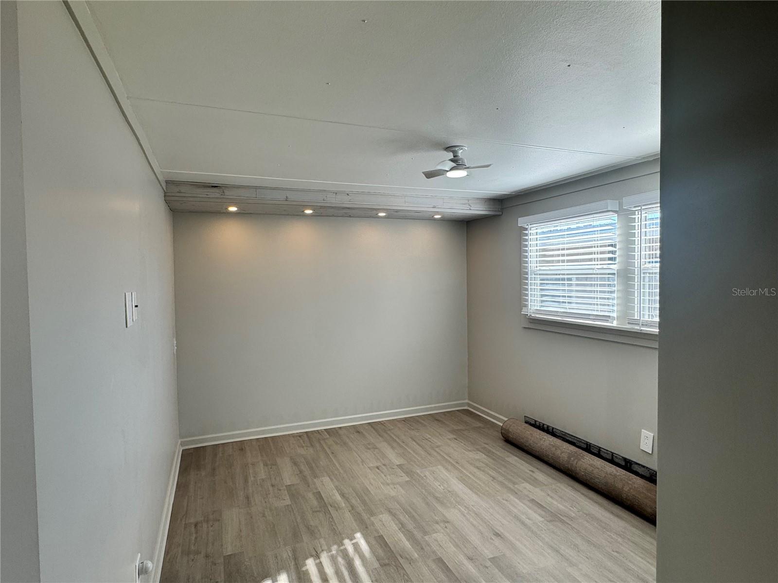 2216 PENNSYLVANIA AVE