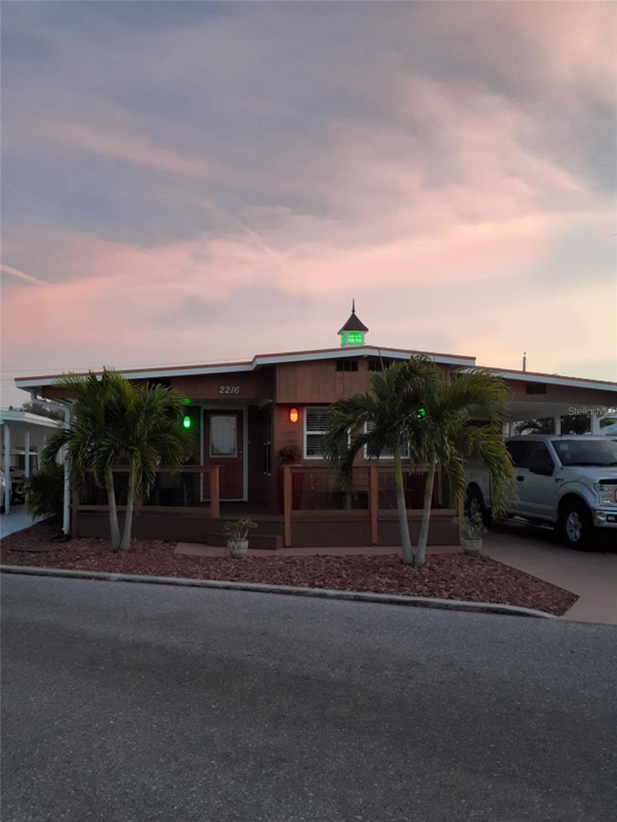 2216 PENNSYLVANIA AVE