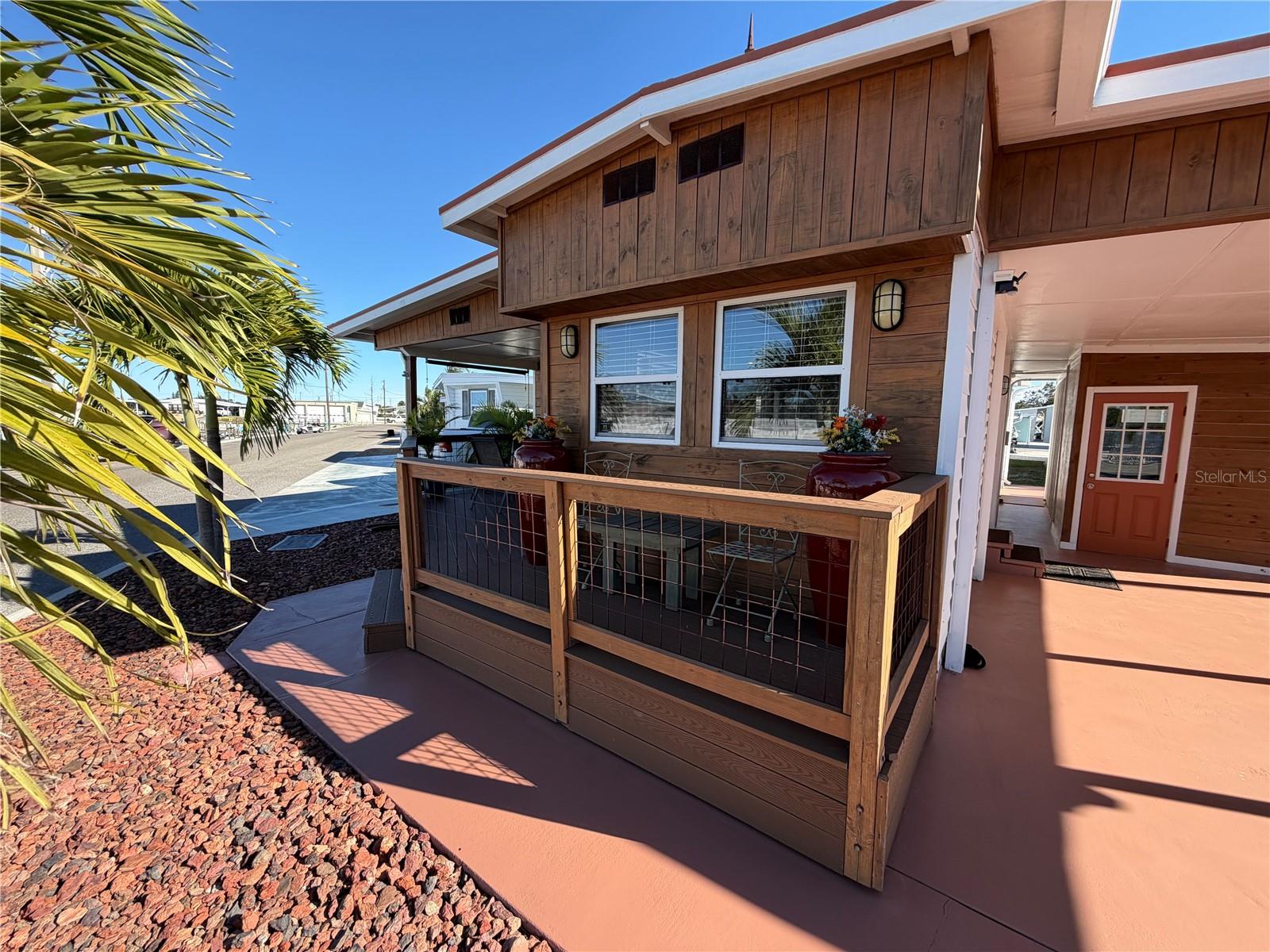 2216 PENNSYLVANIA AVE