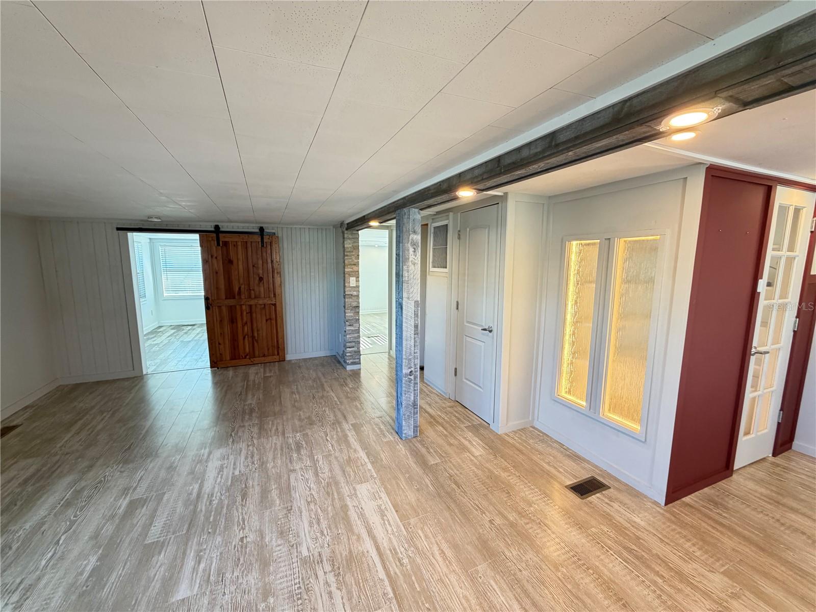 2216 PENNSYLVANIA AVE