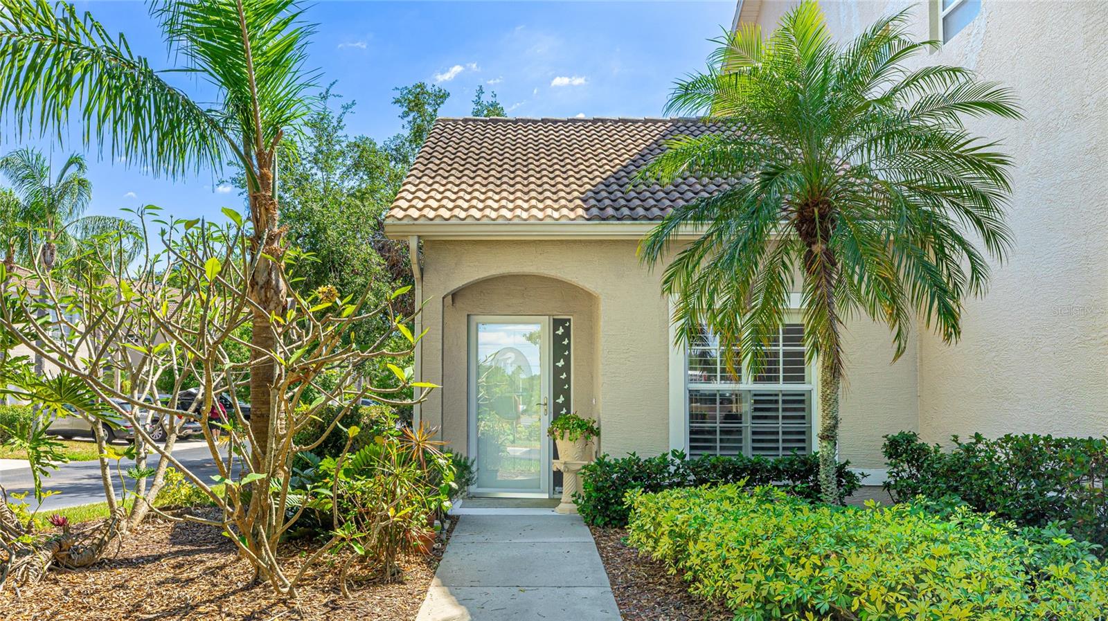 6770 FAIRWAY GARDENS DR