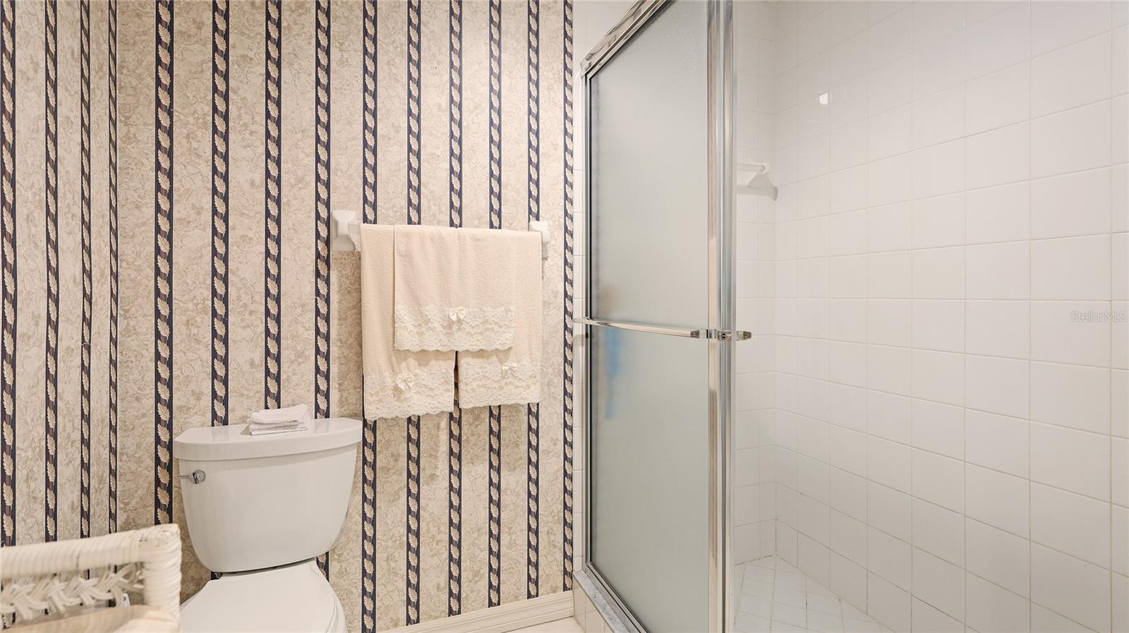 6770 FAIRWAY GARDENS DR