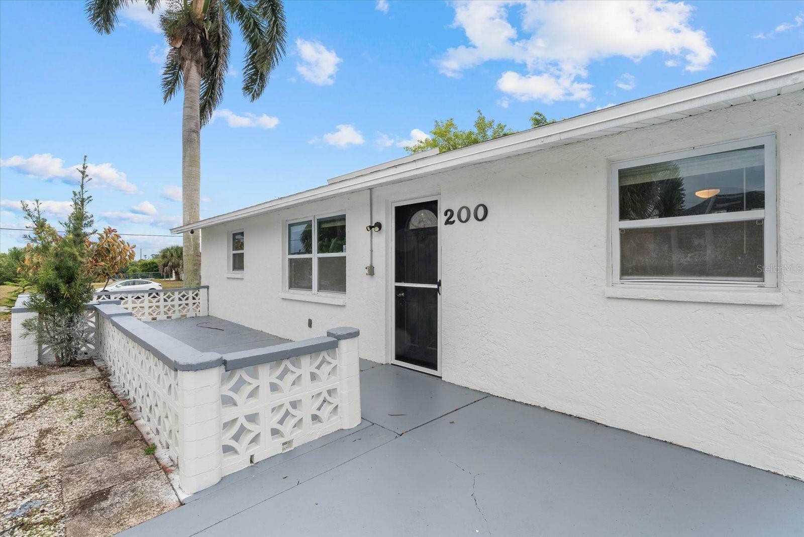 200 SAN LORENZO AVE