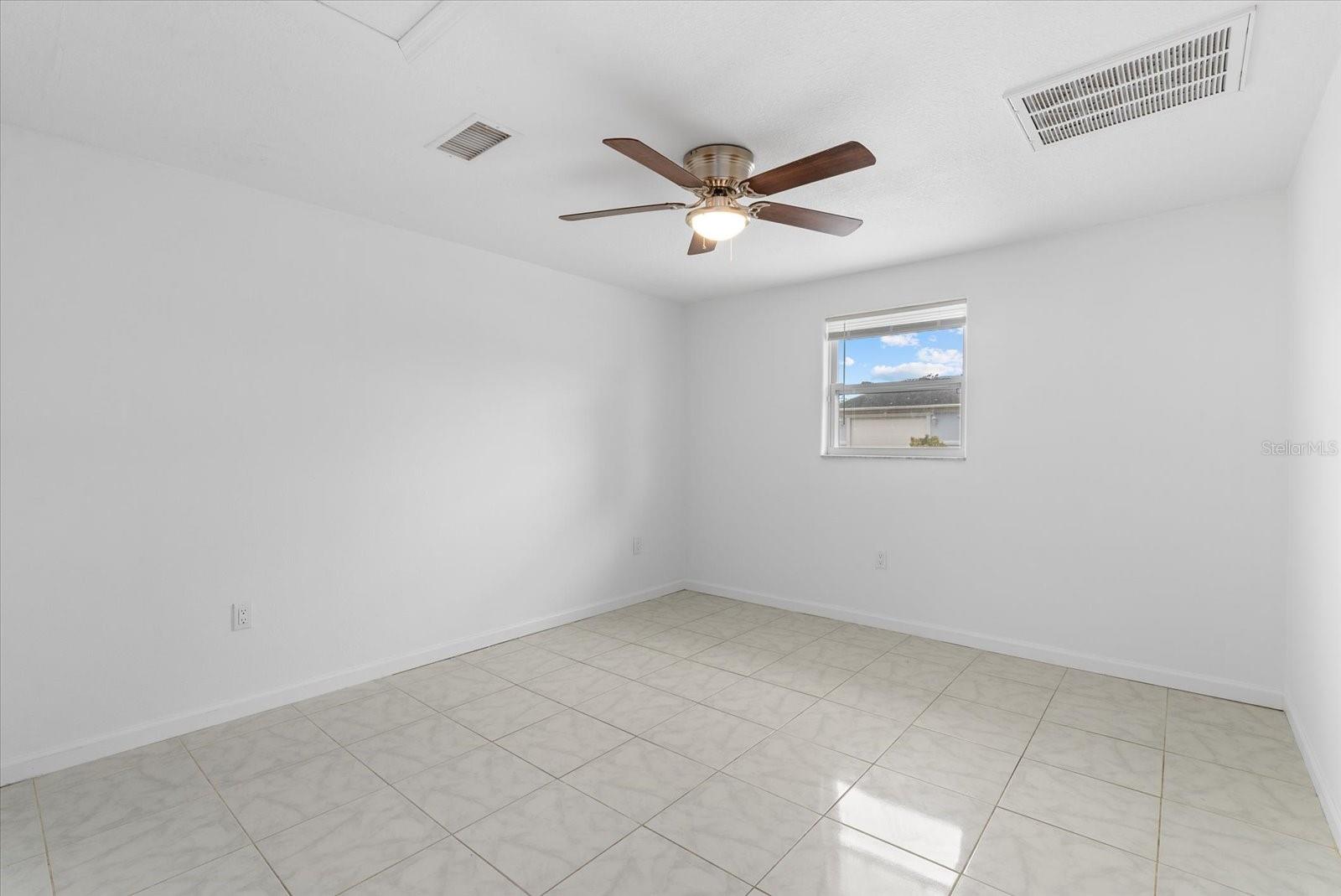 200 SAN LORENZO AVE