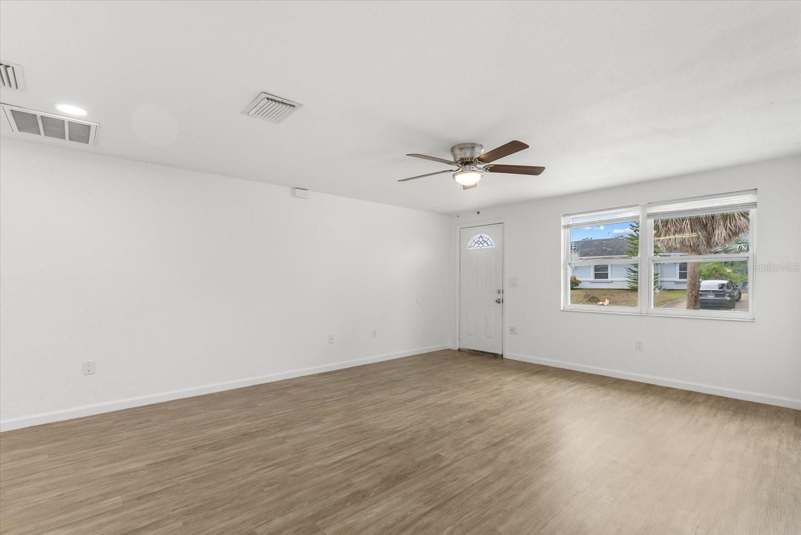200 SAN LORENZO AVE